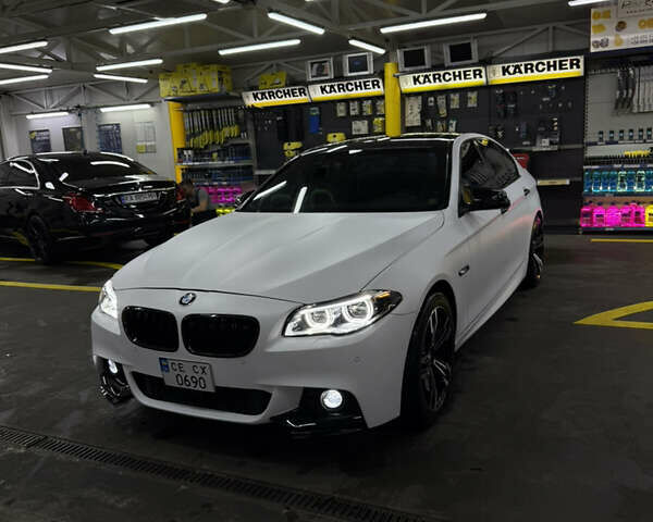 Белый БМВ 5 Серия, объемом двигателя 2.99 л и пробегом 200 тыс. км за 17250 $, фото 1 на Automoto.ua