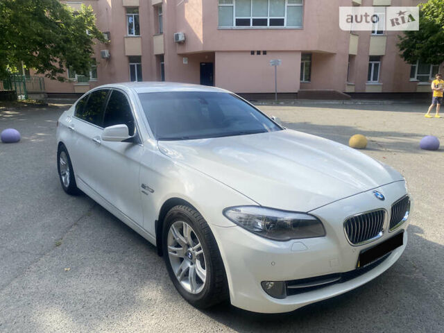 Білий БМВ 5 Серія, об'ємом двигуна 2 л та пробігом 135 тис. км за 19500 $, фото 1 на Automoto.ua