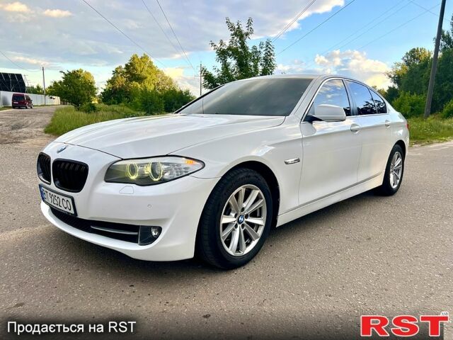 Білий БМВ 5 Серія, об'ємом двигуна 2 л та пробігом 327 тис. км за 14800 $, фото 1 на Automoto.ua