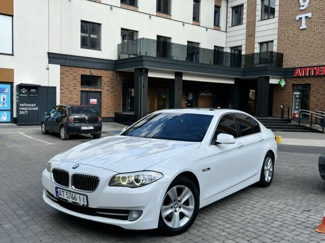 Білий БМВ 5 Серія, об'ємом двигуна 2 л та пробігом 213 тис. км за 11500 $, фото 1 на Automoto.ua