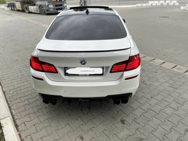 Білий БМВ 5 Серія, об'ємом двигуна 2 л та пробігом 160 тис. км за 11000 $, фото 1 на Automoto.ua