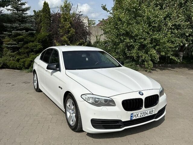 Білий БМВ 5 Серія, об'ємом двигуна 2 л та пробігом 309 тис. км за 13500 $, фото 1 на Automoto.ua