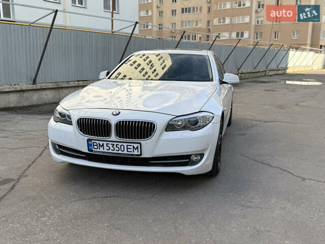 Белый БМВ 5 Серия, объемом двигателя 2 л и пробегом 182 тыс. км за 12500 $, фото 1 на Automoto.ua