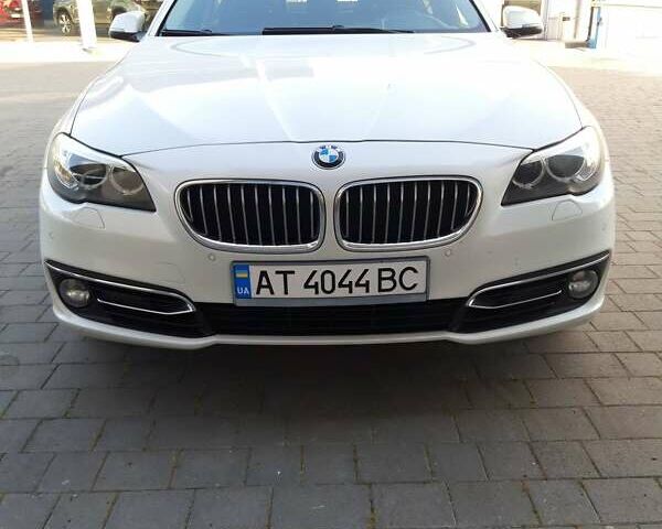 Белый БМВ 5 Серия, объемом двигателя 2 л и пробегом 206 тыс. км за 18000 $, фото 1 на Automoto.ua