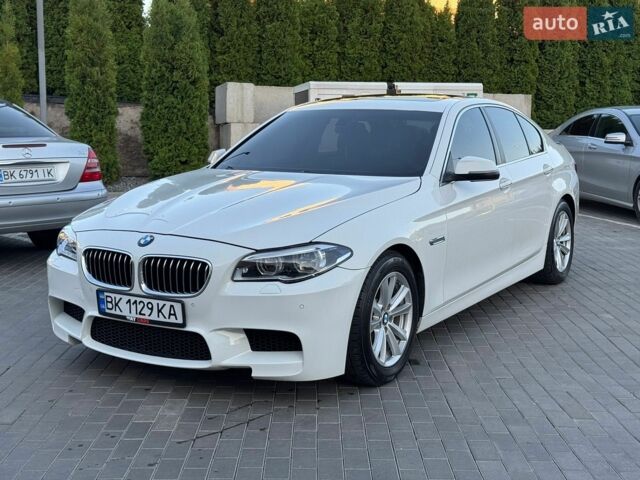 Белый БМВ 5 Серия, объемом двигателя 2 л и пробегом 314 тыс. км за 13000 $, фото 1 на Automoto.ua