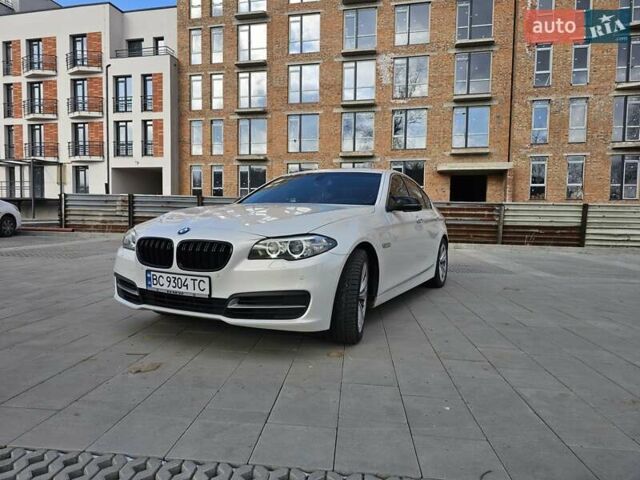 Белый БМВ 5 Серия, объемом двигателя 2 л и пробегом 158 тыс. км за 19100 $, фото 1 на Automoto.ua