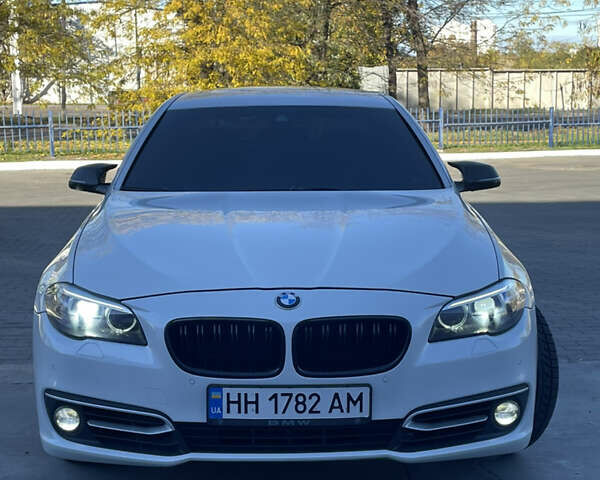 БМВ 5 Серия 2013 в Одессе на Automoto.ua Белый БМВ 5 Серия, объемом двигателя 2 л и пробегом 229 тыс. км за 16400 $, фото 1 на Automoto.ua