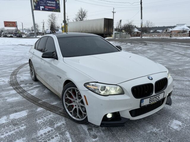 Белый БМВ 5 Серия, объемом двигателя 3 л и пробегом 160 тыс. км за 17500 $, фото 1 на Automoto.ua