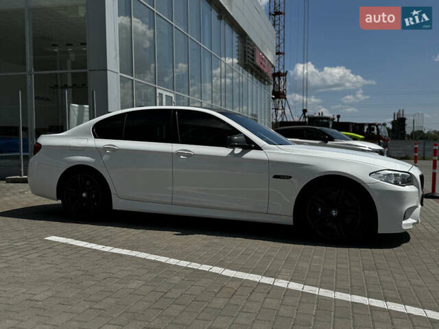Белый БМВ 5 Серия, объемом двигателя 2.98 л и пробегом 173 тыс. км за 15999 $, фото 1 на Automoto.ua