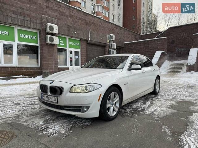Белый БМВ 5 Серия, объемом двигателя 2 л и пробегом 160 тыс. км за 14000 $, фото 1 на Automoto.ua