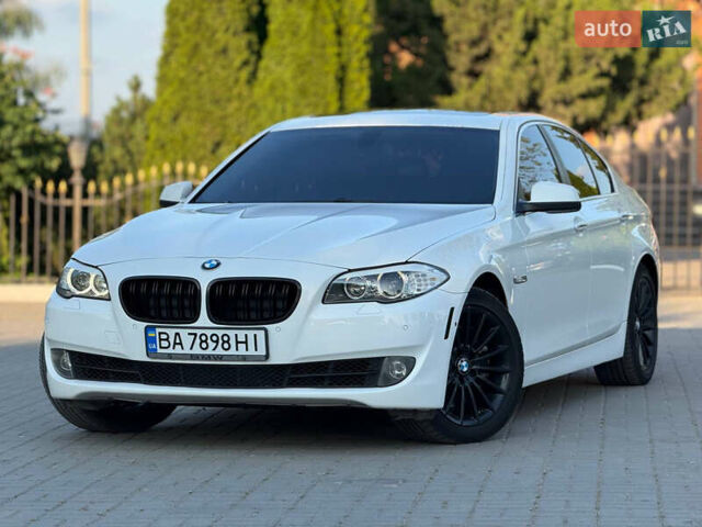 Белый БМВ 5 Серия, объемом двигателя 2.98 л и пробегом 192 тыс. км за 17500 $, фото 1 на Automoto.ua