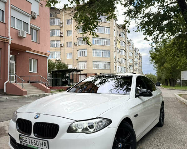 Белый БМВ 5 Серия, объемом двигателя 2.98 л и пробегом 185 тыс. км за 18500 $, фото 1 на Automoto.ua