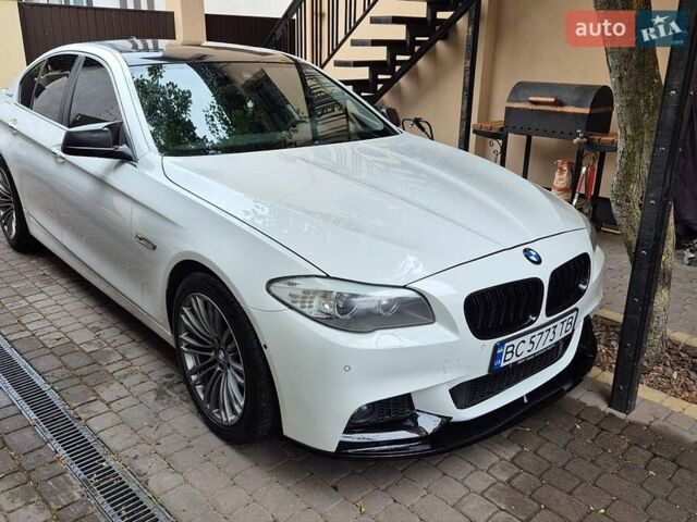 Белый БМВ 5 Серия, объемом двигателя 2.98 л и пробегом 303 тыс. км за 11900 $, фото 1 на Automoto.ua