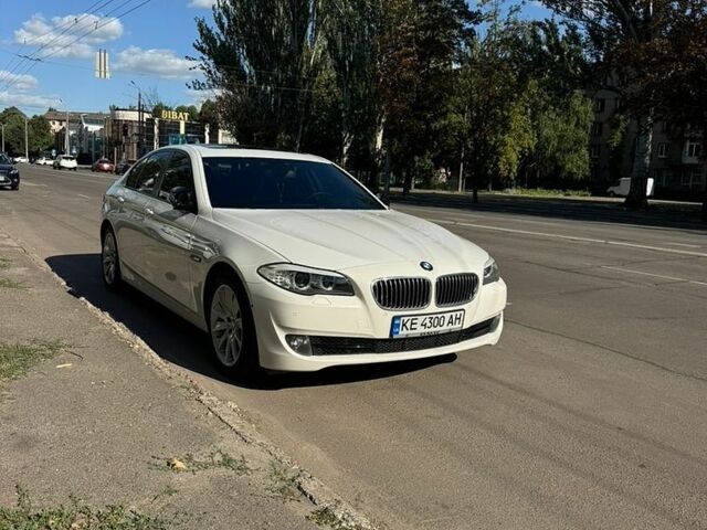 Білий БМВ 5 Серія, об'ємом двигуна 2 л та пробігом 151 тис. км за 14300 $, фото 1 на Automoto.ua