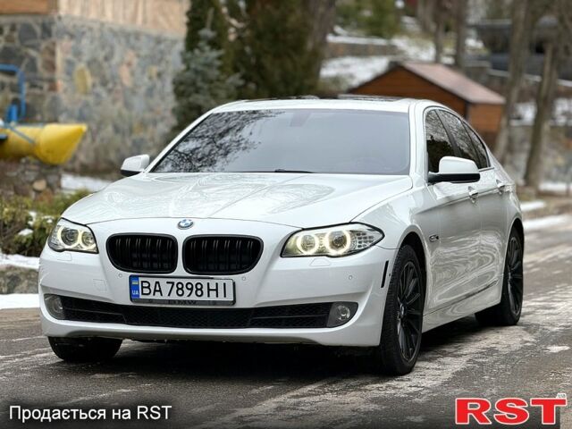 Білий БМВ 5 Серія, об'ємом двигуна 3 л та пробігом 197 тис. км за 13750 $, фото 1 на Automoto.ua