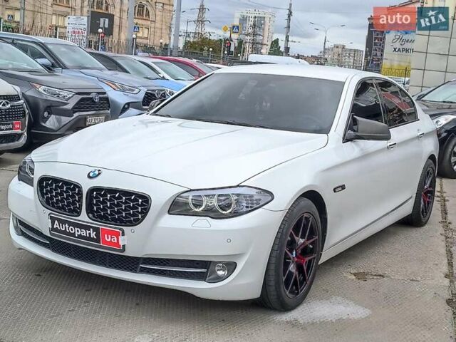 Білий БМВ 5 Серія, об'ємом двигуна 2 л та пробігом 213 тис. км за 13790 $, фото 1 на Automoto.ua