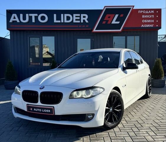 Белый БМВ 5 Серия, объемом двигателя 2 л и пробегом 271 тыс. км за 13700 $, фото 1 на Automoto.ua