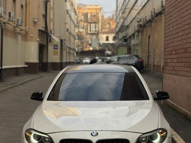 Белый БМВ 5 Серия, объемом двигателя 3 л и пробегом 166 тыс. км за 16500 $, фото 1 на Automoto.ua