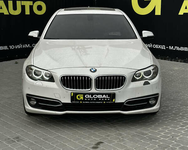 Белый БМВ 5 Серия, объемом двигателя 2.98 л и пробегом 157 тыс. км за 15900 $, фото 1 на Automoto.ua