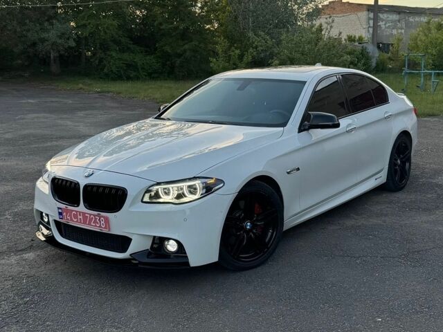 Белый БМВ 5 Серия, объемом двигателя 2.98 л и пробегом 164 тыс. км за 15400 $, фото 1 на Automoto.ua