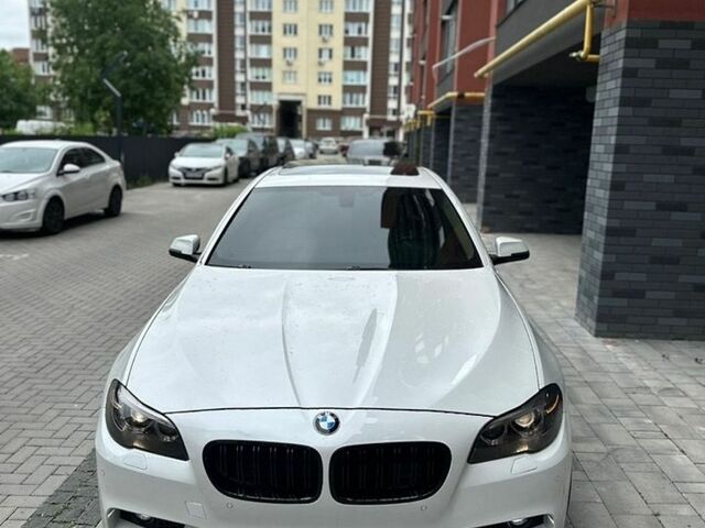 Білий БМВ 5 Серія, об'ємом двигуна 3 л та пробігом 295 тис. км за 17899 $, фото 1 на Automoto.ua
