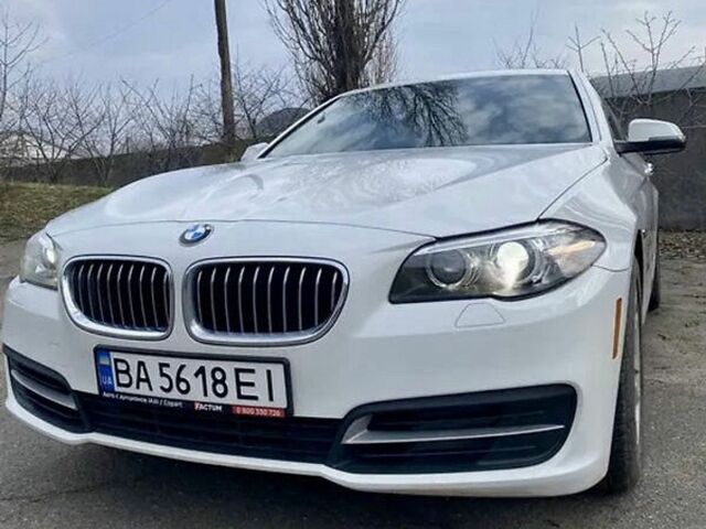 Белый БМВ 5 Серия, объемом двигателя 2 л и пробегом 190 тыс. км за 17000 $, фото 1 на Automoto.ua