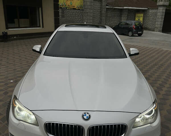 Білий БМВ 5 Серія, об'ємом двигуна 3 л та пробігом 279 тис. км за 22500 $, фото 1 на Automoto.ua