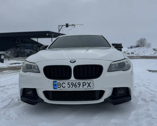 Білий БМВ 5 Серія, об'ємом двигуна 2.98 л та пробігом 186 тис. км за 19500 $, фото 1 на Automoto.ua