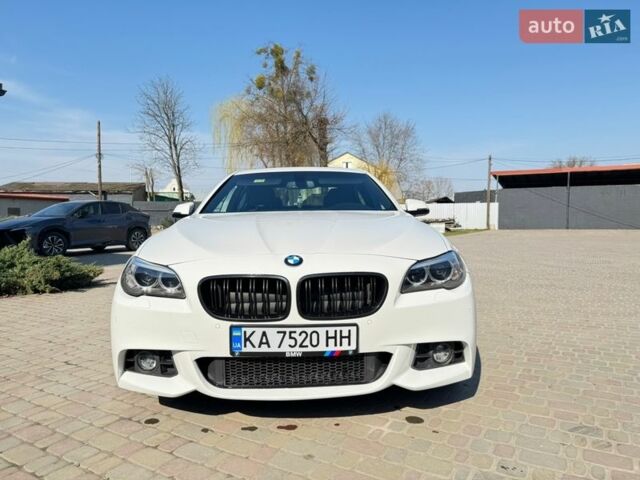 Білий БМВ 5 Серія, об'ємом двигуна 2 л та пробігом 218 тис. км за 17500 $, фото 1 на Automoto.ua