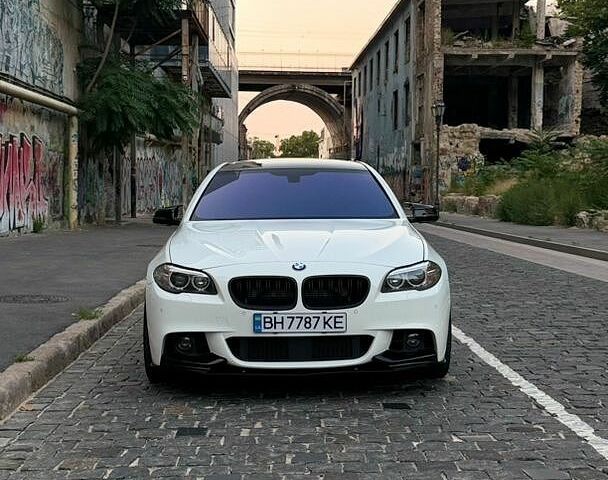 Білий БМВ 5 Серія, об'ємом двигуна 4.39 л та пробігом 143 тис. км за 21500 $, фото 1 на Automoto.ua