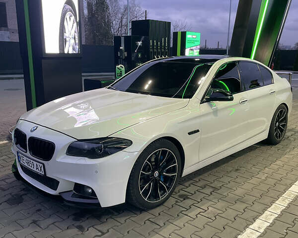 Белый БМВ 5 Серия, объемом двигателя 2.98 л и пробегом 190 тыс. км за 25500 $, фото 1 на Automoto.ua