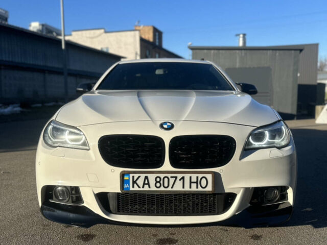 Белый БМВ 5 Серия, объемом двигателя 4.4 л и пробегом 116 тыс. км за 18000 $, фото 1 на Automoto.ua