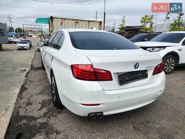 Белый БМВ 5 Серия, объемом двигателя 2 л и пробегом 160 тыс. км за 10250 $, фото 1 на Automoto.ua