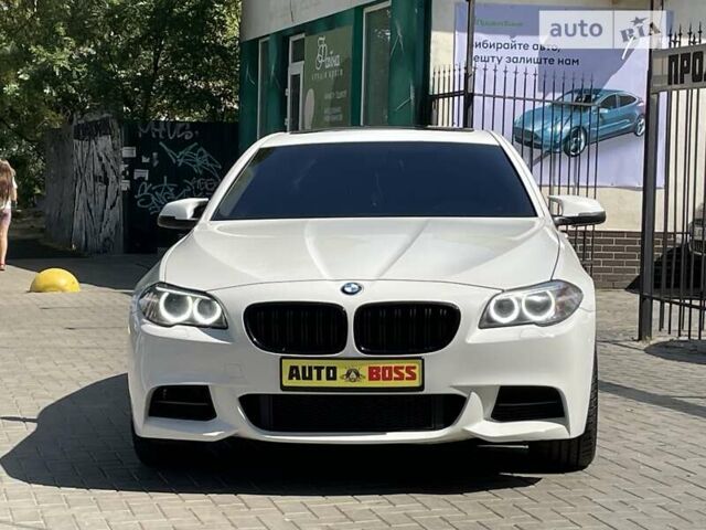 Белый БМВ 5 Серия, объемом двигателя 3 л и пробегом 251 тыс. км за 19999 $, фото 1 на Automoto.ua