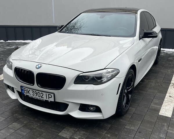 Белый БМВ 5 Серия, объемом двигателя 2 л и пробегом 208 тыс. км за 18000 $, фото 1 на Automoto.ua