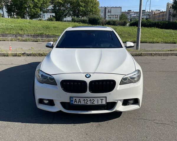 Белый БМВ 5 Серия, объемом двигателя 2.98 л и пробегом 101 тыс. км за 21300 $, фото 1 на Automoto.ua