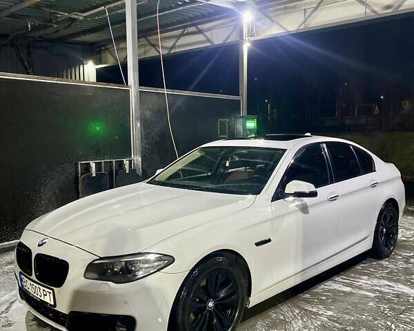 Білий БМВ 5 Серія, об'ємом двигуна 2 л та пробігом 149 тис. км за 16950 $, фото 1 на Automoto.ua