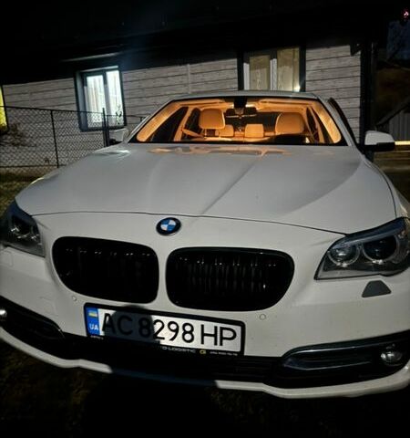 Белый БМВ 5 Серия, объемом двигателя 3 л и пробегом 162 тыс. км за 18200 $, фото 1 на Automoto.ua
