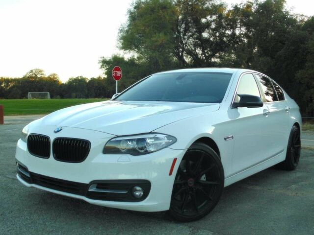 Білий БМВ 5 Серія, об'ємом двигуна 3 л та пробігом 77 тис. км за 3350 $, фото 1 на Automoto.ua