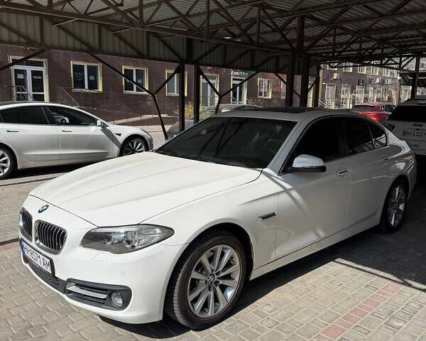 Белый БМВ 5 Серия, объемом двигателя 2 л и пробегом 137 тыс. км за 16900 $, фото 1 на Automoto.ua