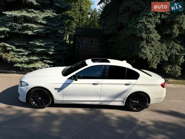 Білий БМВ 5 Серія, об'ємом двигуна 3 л та пробігом 179 тис. км за 13500 $, фото 1 на Automoto.ua
