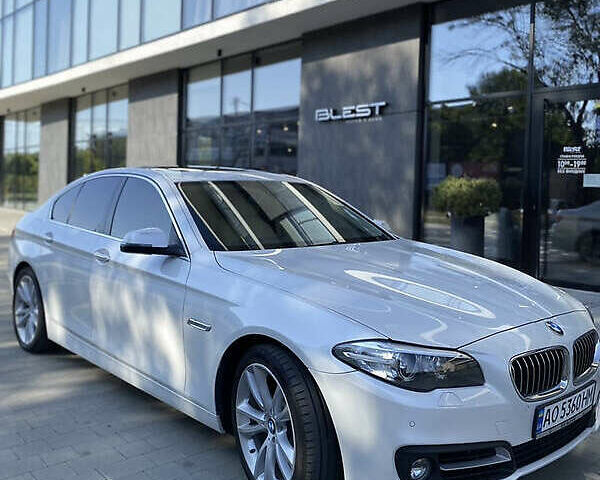 Белый БМВ 5 Серия, объемом двигателя 2 л и пробегом 151 тыс. км за 11900 $, фото 1 на Automoto.ua