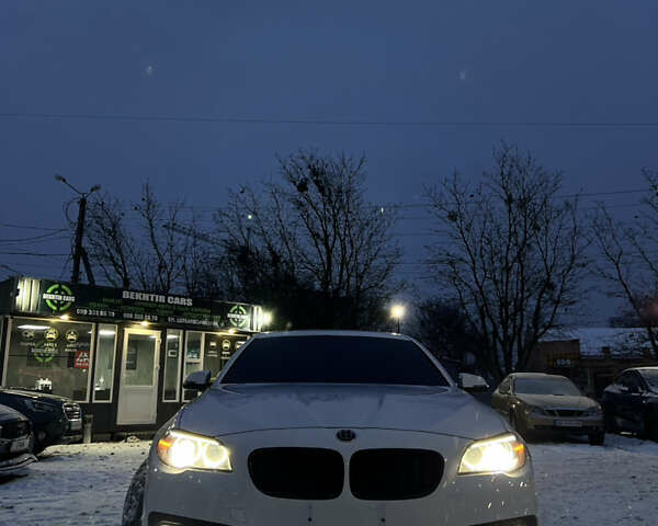 Белый БМВ 5 Серия, объемом двигателя 2 л и пробегом 245 тыс. км за 16500 $, фото 1 на Automoto.ua