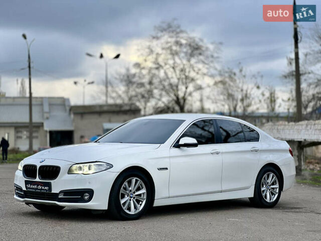 Белый БМВ 5 Серия, объемом двигателя 2 л и пробегом 138 тыс. км за 17999 $, фото 1 на Automoto.ua