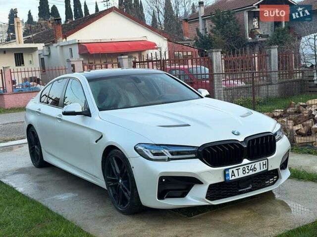 Белый БМВ 5 Серия, объемом двигателя 2.98 л и пробегом 110 тыс. км за 14990 $, фото 1 на Automoto.ua