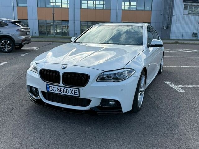 Белый БМВ 5 Серия, объемом двигателя 2.99 л и пробегом 192 тыс. км за 23000 $, фото 1 на Automoto.ua