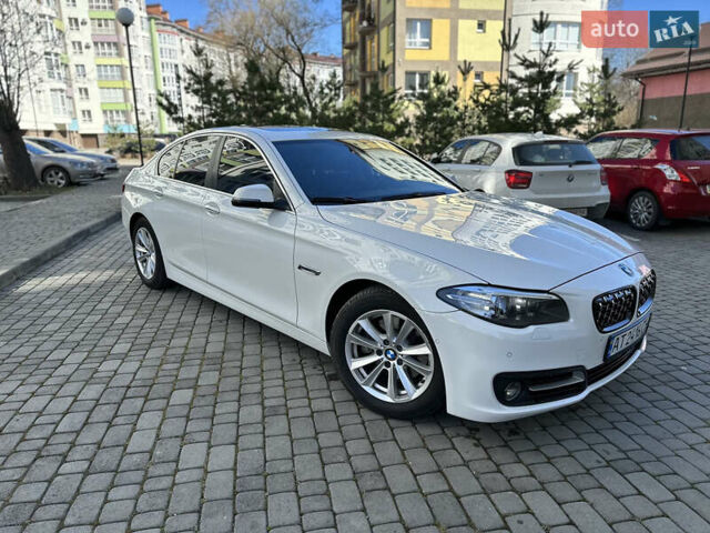 Білий БМВ 5 Серія, об'ємом двигуна 2 л та пробігом 90 тис. км за 18200 $, фото 1 на Automoto.ua