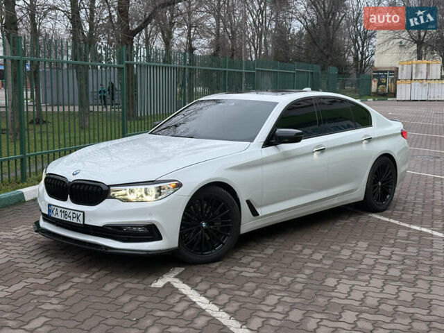 Білий БМВ 5 Серія, об'ємом двигуна 2 л та пробігом 130 тис. км за 24500 $, фото 1 на Automoto.ua