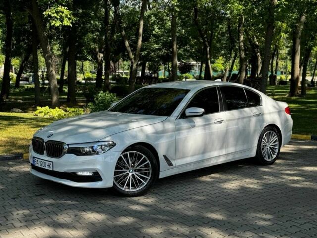 Білий БМВ 5 Серія, об'ємом двигуна 2 л та пробігом 204 тис. км за 22500 $, фото 1 на Automoto.ua