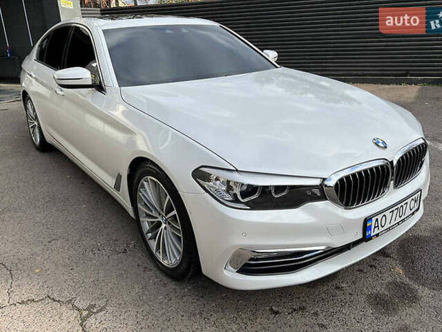 Белый БМВ 5 Серия, объемом двигателя 2 л и пробегом 186 тыс. км за 27000 $, фото 1 на Automoto.ua